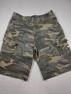 Men's Camo Cargo Shorts - Olive Green